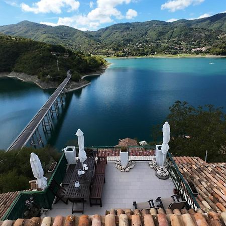 La Terrazza Sul Lago Turano Castel di Tora Exteriér fotografie