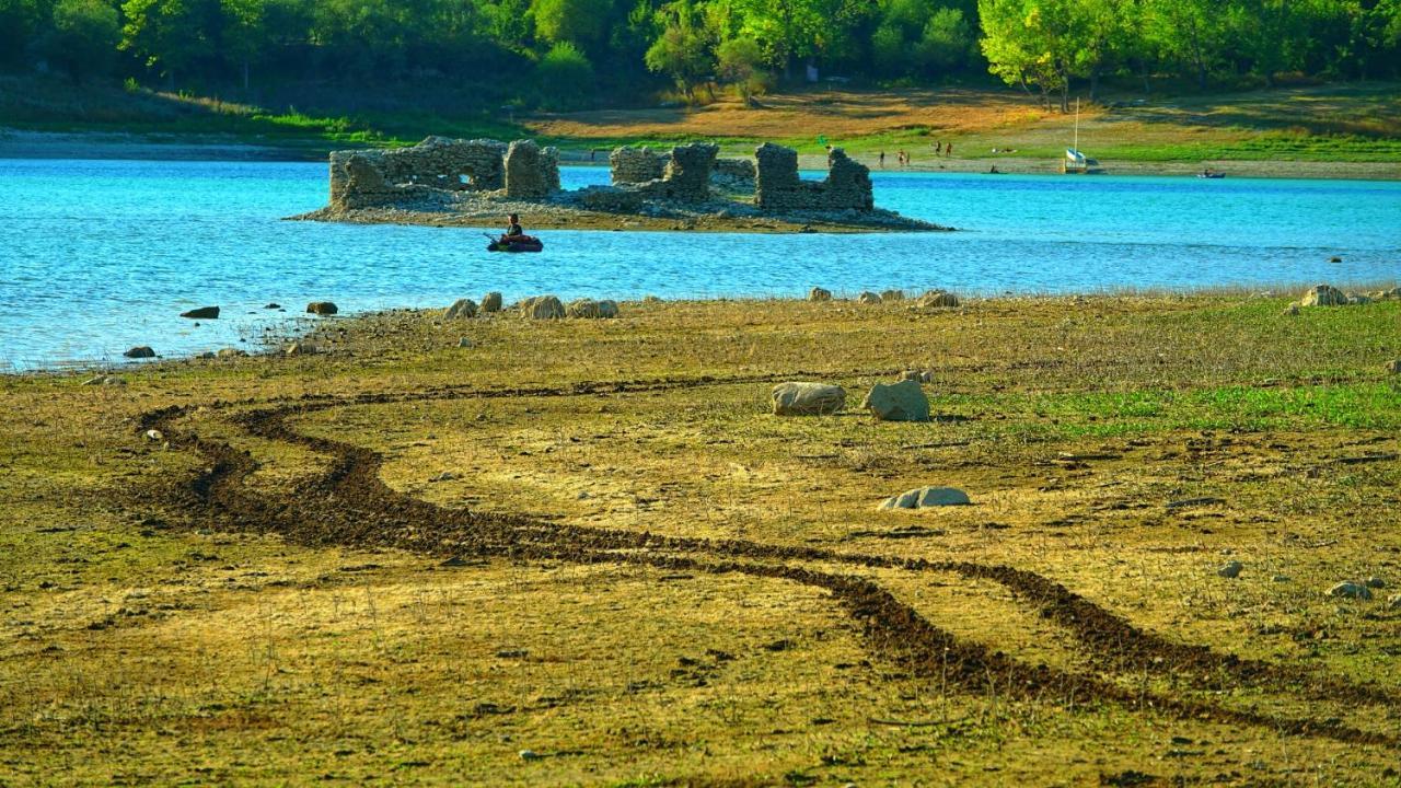 La Terrazza Sul Lago Turano Castel di Tora Exteriér fotografie